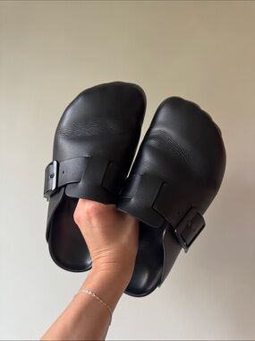 balenciaga sunday mule matte calfskin black leather slipper slides size eu 40